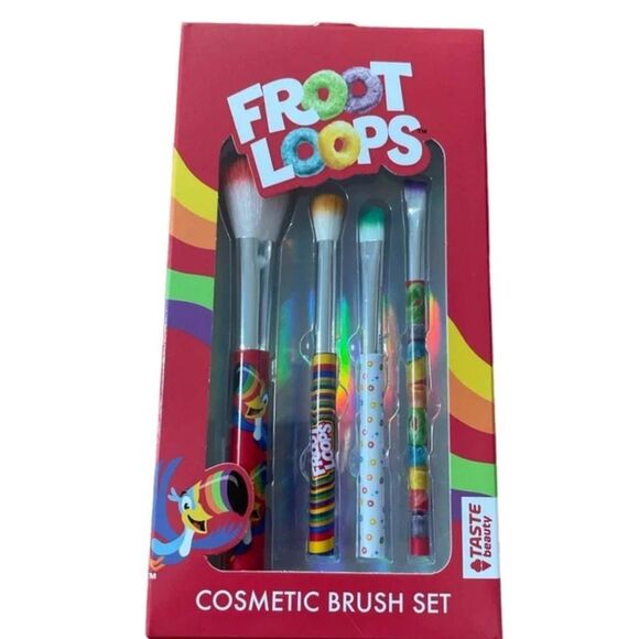 Taste Beauty Fruit Loops Cosmetic Brush Set - Picture 3 of 4